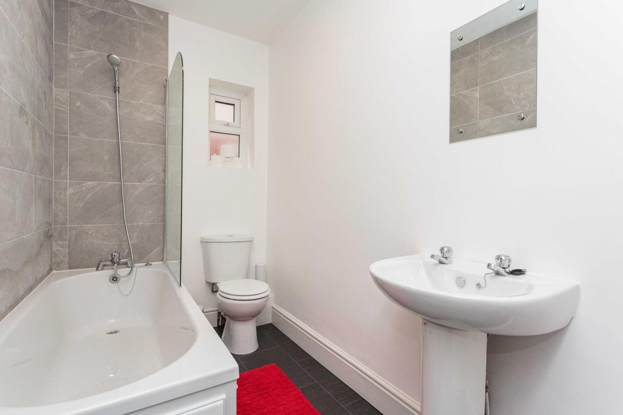 Cherry Property - Berry Apartments Blackpool Oda fotoğraf