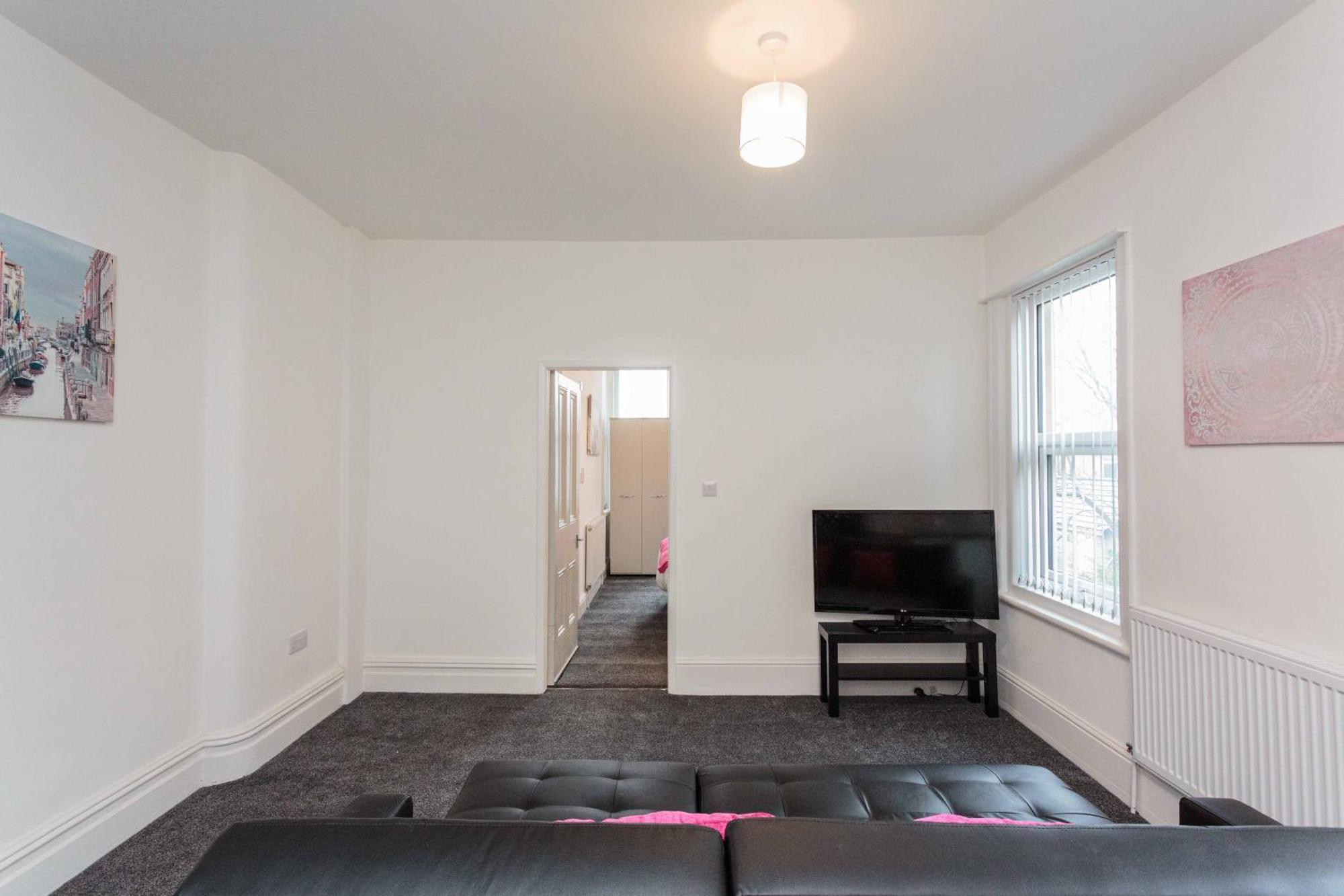 Cherry Property - Berry Apartments Blackpool Oda fotoğraf