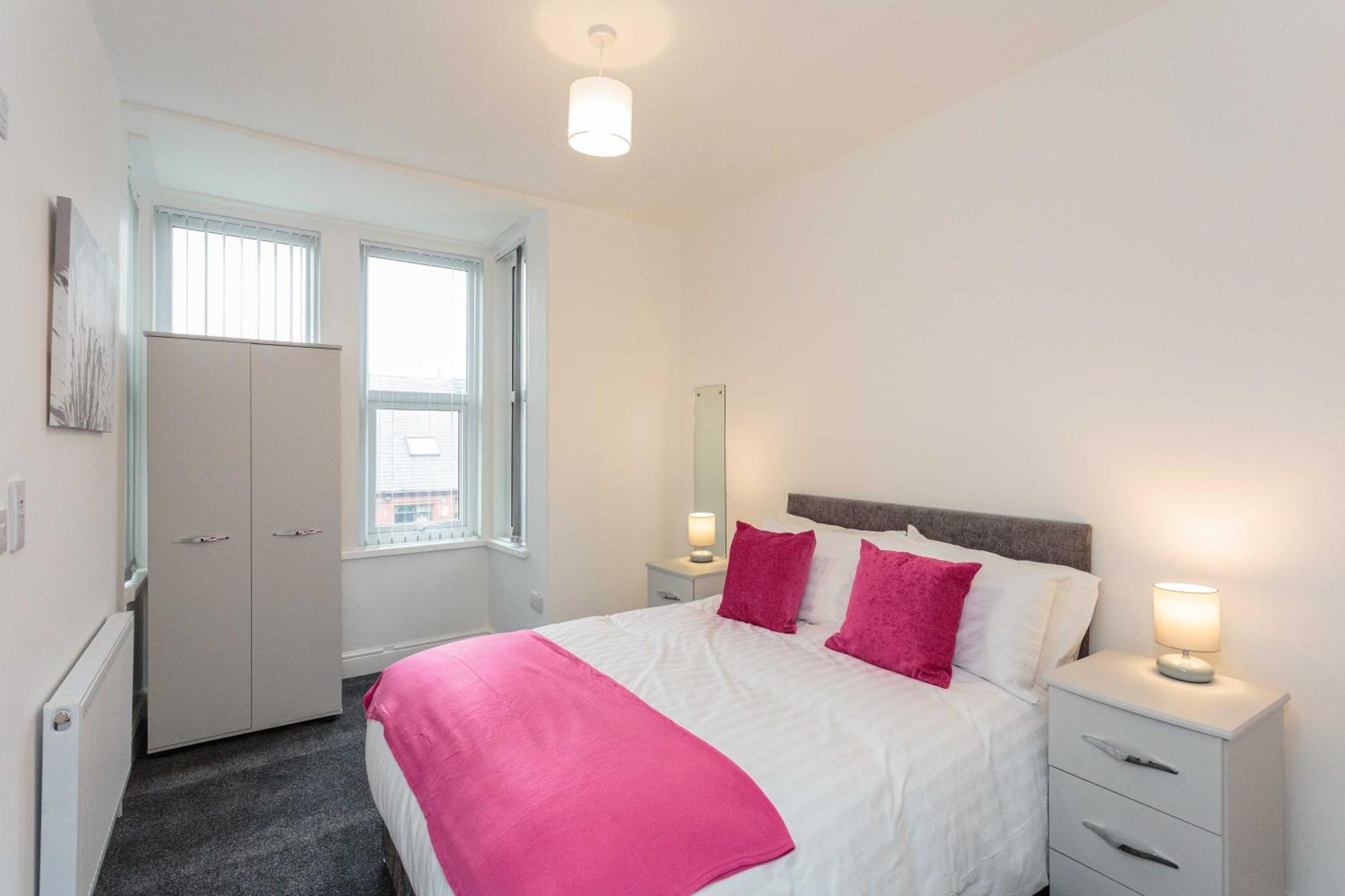 Cherry Property - Berry Apartments Blackpool Oda fotoğraf