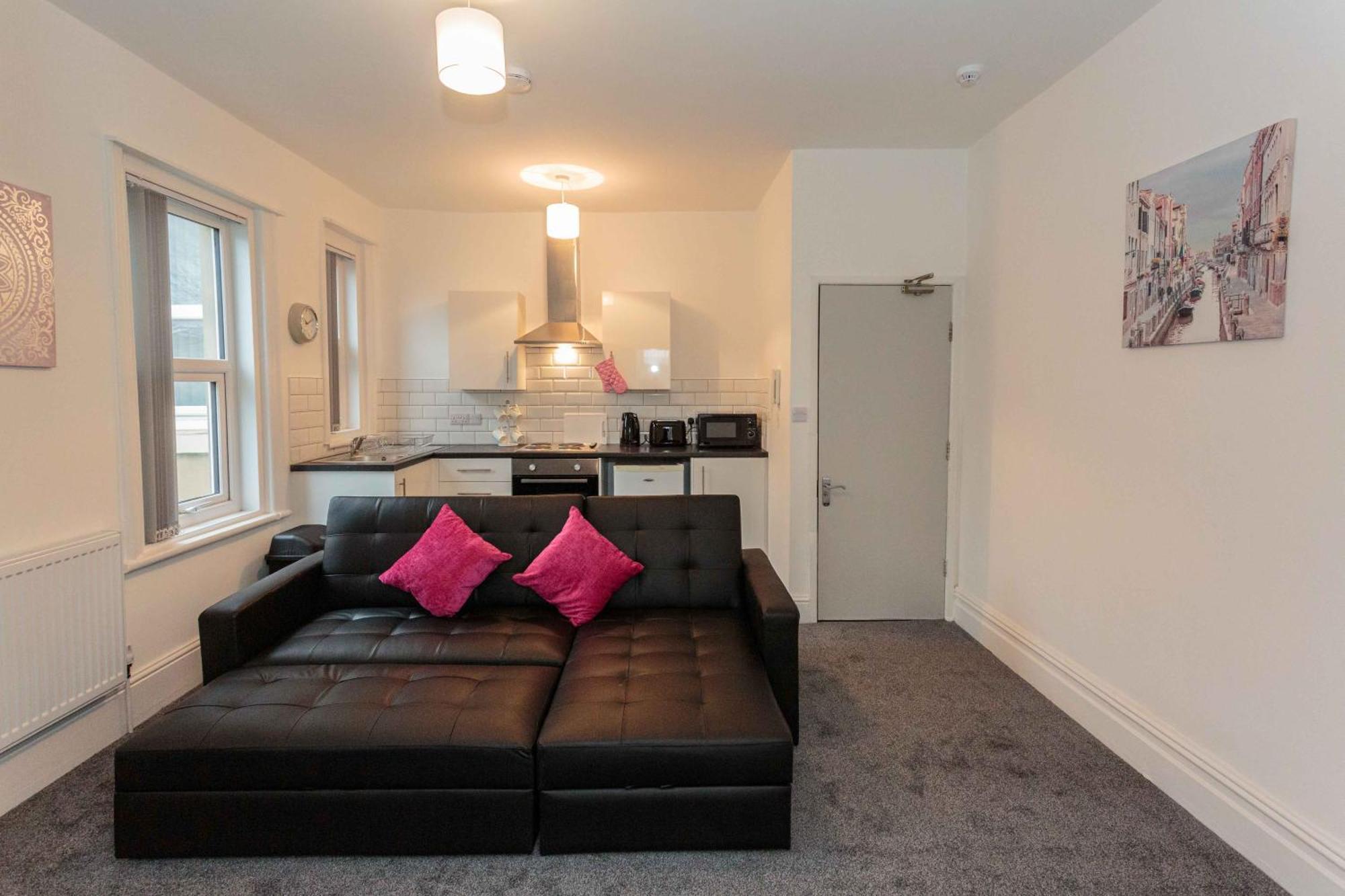 Cherry Property - Berry Apartments Blackpool Oda fotoğraf
